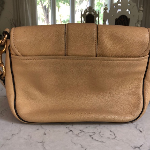 Marc Jacobs Interlock Crossbody Pebble Leather - Picture 4 of 4